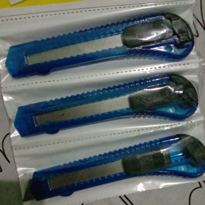 

Cutter besar