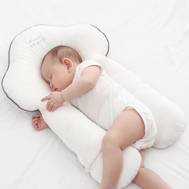 Bicha Hug Pillow Bantal Bayi Premium Anti Peyang dan Anti Kaget Dotu Pillow