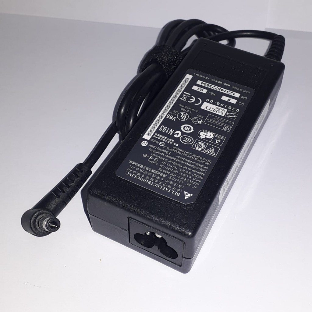 19V 3.42A 5.5X2.5MM ADAPTOR CHARGER CASAN LAPTOP ASUS TOSHIBA AXIOO UNIVERSAL