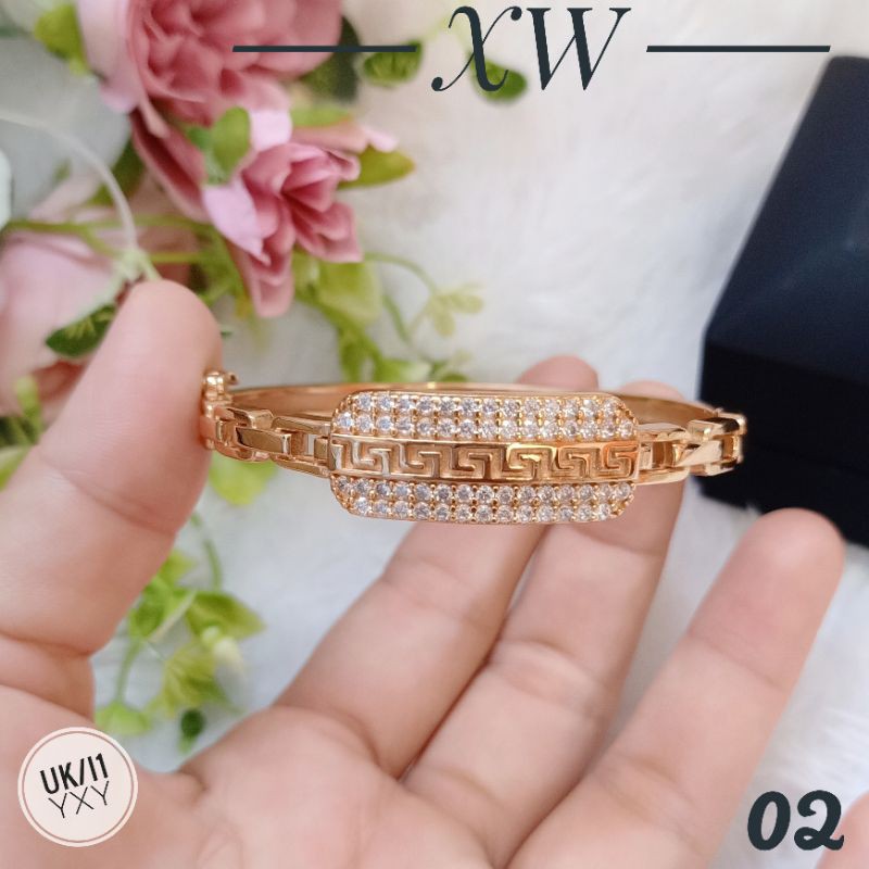 Gelang Yaxiya Bangle Zircon Gold G06006