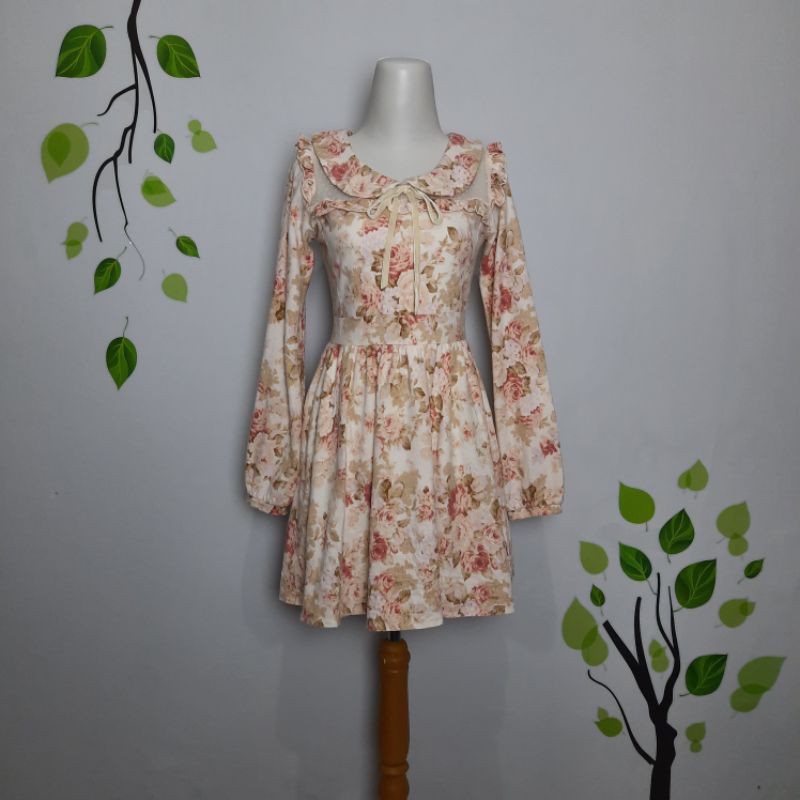 Preloved dress bunga kawaii lengan panjang Liz Lisa