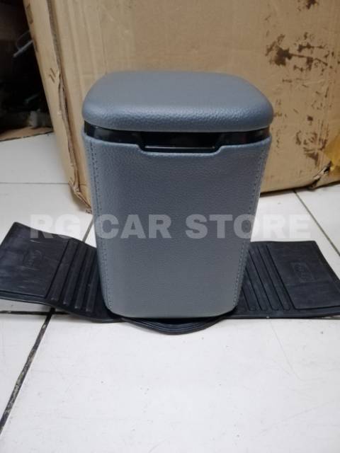 TEMPAT SAMPAH MOBIL BAHAN KULIT WARNA ABU2