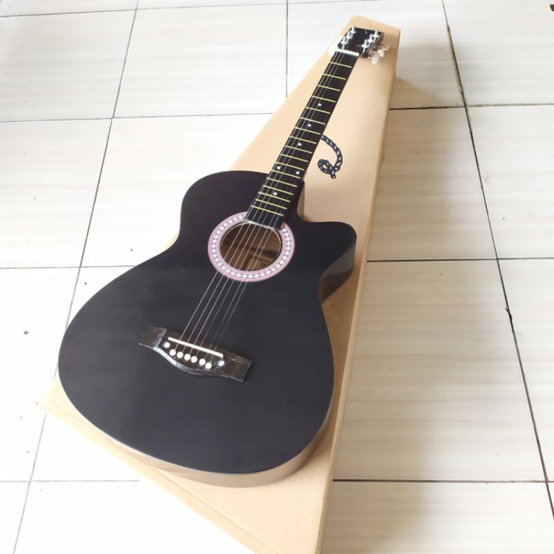 Gitar Yamaha G 325 (khusus pemula)