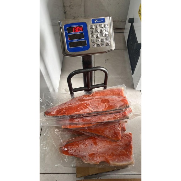 Ikan Salmon Fillet Whole Norwegian / Salmon Fillet Lempeng Per 1 Loin