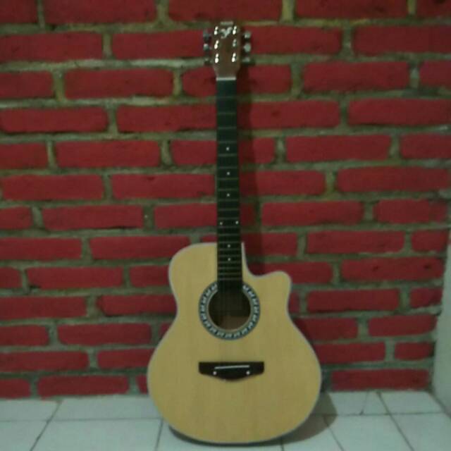 Gitar Yamaha FG-315