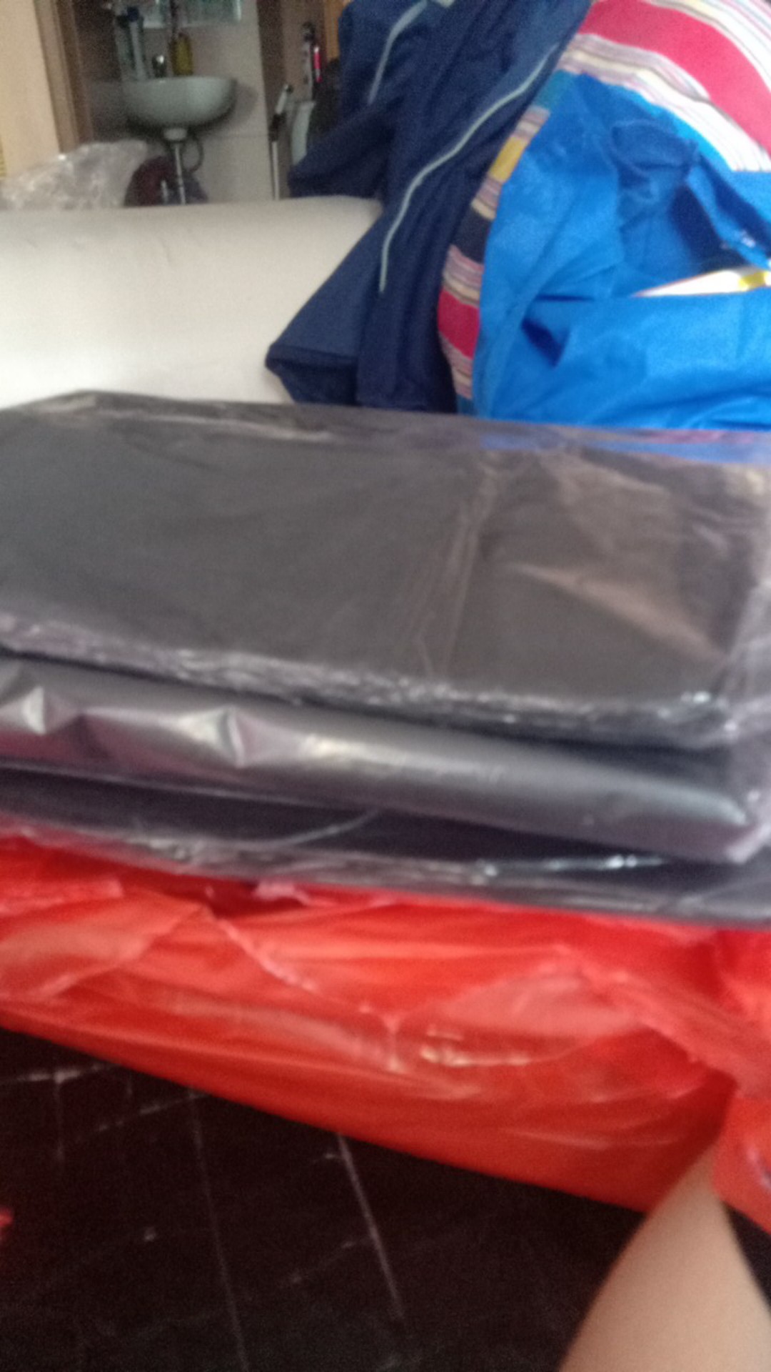 Kantong Plastik Hd Lozo Hitam Uk 17-40