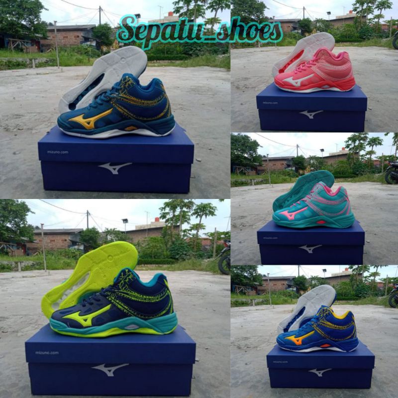 Sepatu Volly Mizuno Thunder Blade Cewek Sepatu voli Mizuno Thunder Blade Wanita Sepatu Volly Wanita 