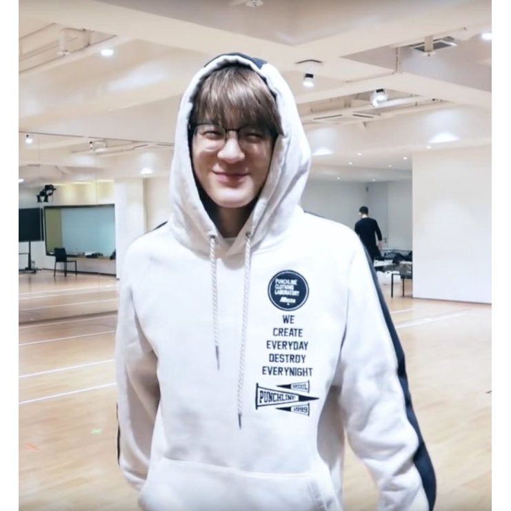 [READY STOCK] hoodie jeno white