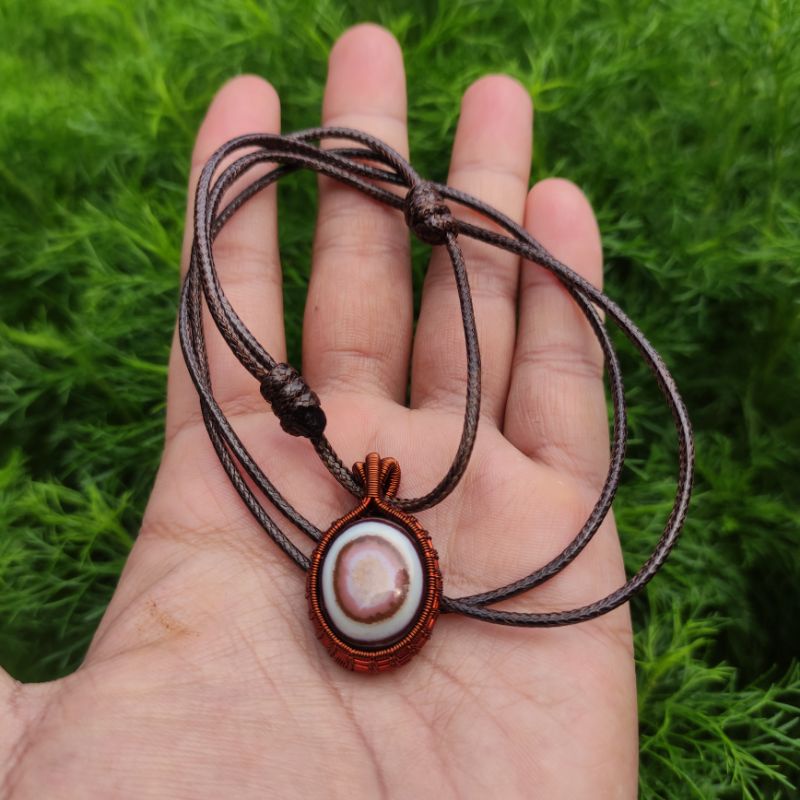 Kalung etnik liontin batu akik Mata dewa sumur bandung 100% Asli alam
