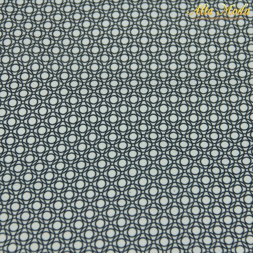 

Alta Moda Cotton Coduray Hitam Putih Motif Bulat - Bulat (1M)