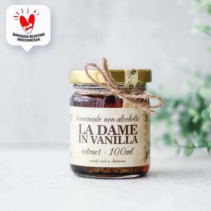 

BAHAN KUE LA DAME IN VANILLA EXTRACT VANILA EKTRAK 100ML HALAL MUI PERISA MAKANAN & MINUMAN