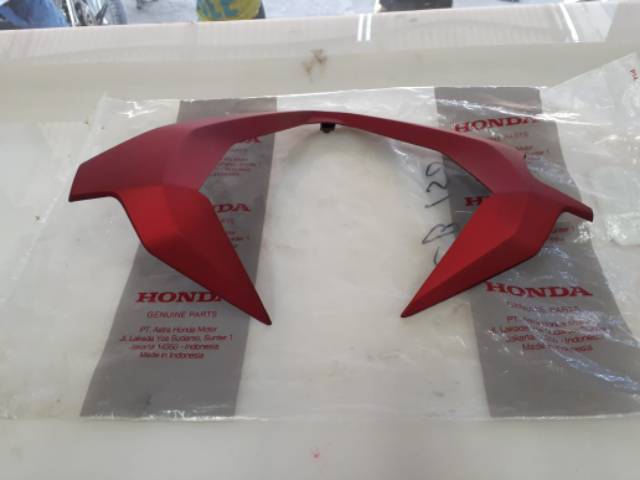 List lis cover batok depan speedometer vario 150 2018 k59j original merah doff dop