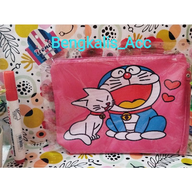 DOMPET KOIN DORAEMON PINK FANTA