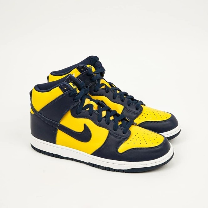 Dunk High Michigan