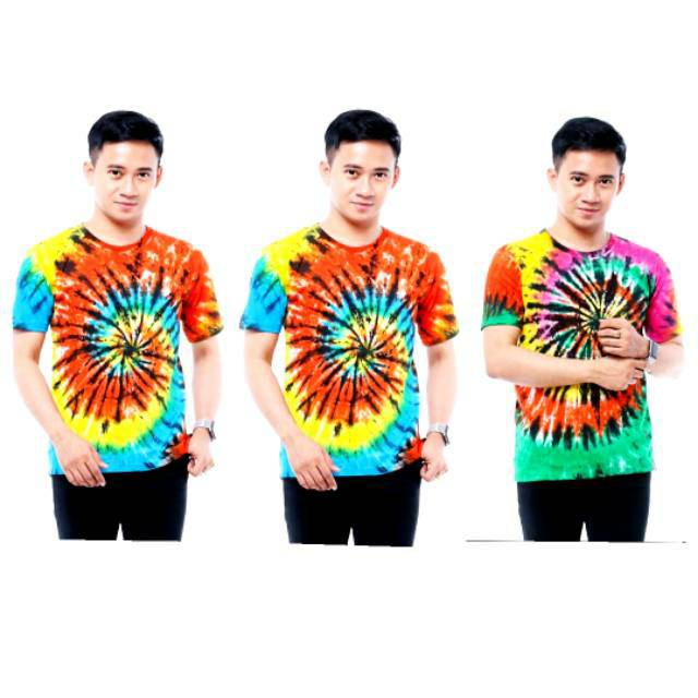 Kaos batik pelangi