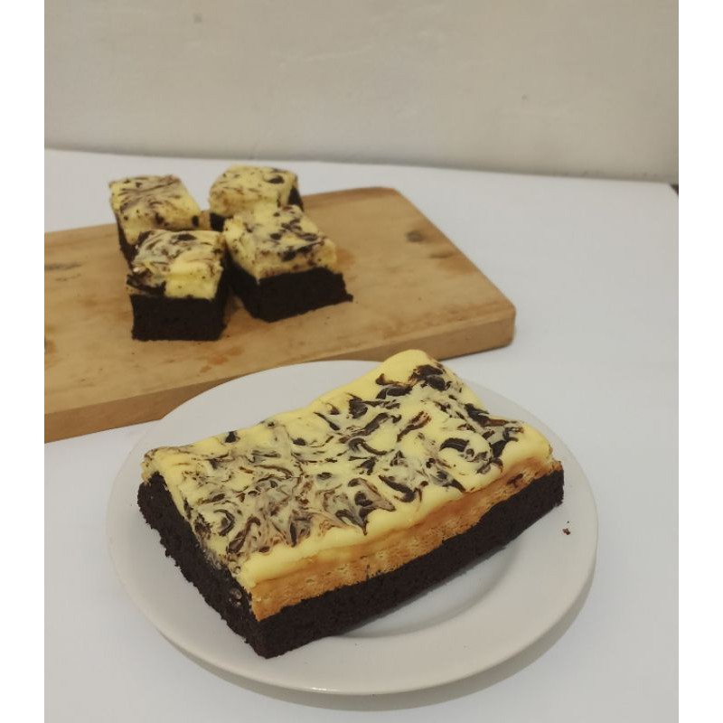 

Brownies Chescake BrowCheese Poppinlicious
