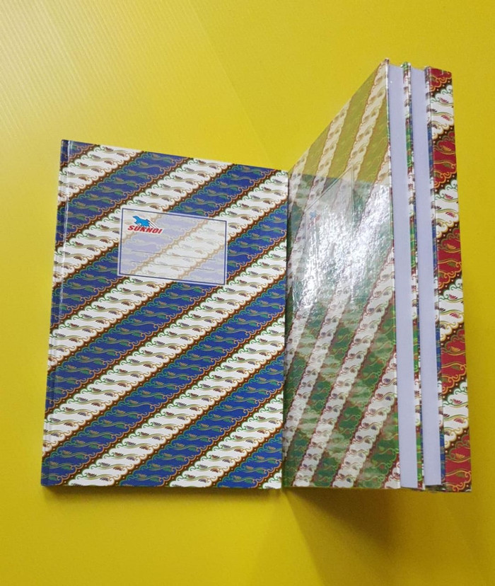 

BUKU SAMPUL TEBAL FOLIO (F4) SUKHOI 200 lembar | HARD COVER