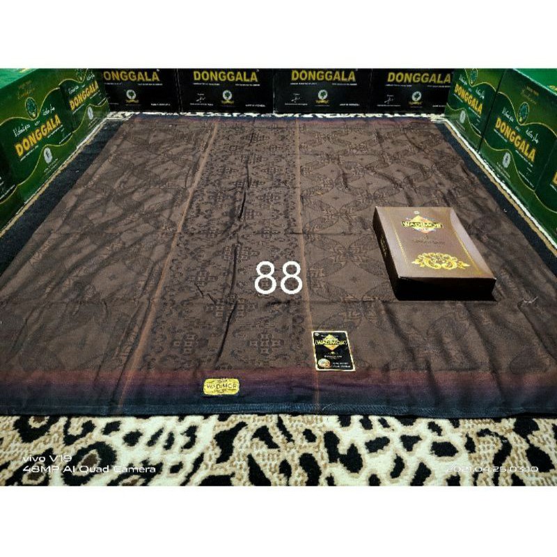 Terbaru Sarung Tenun Wadimor Jacquard singgasana Termurah Sarung Songket Jacquard Premium.