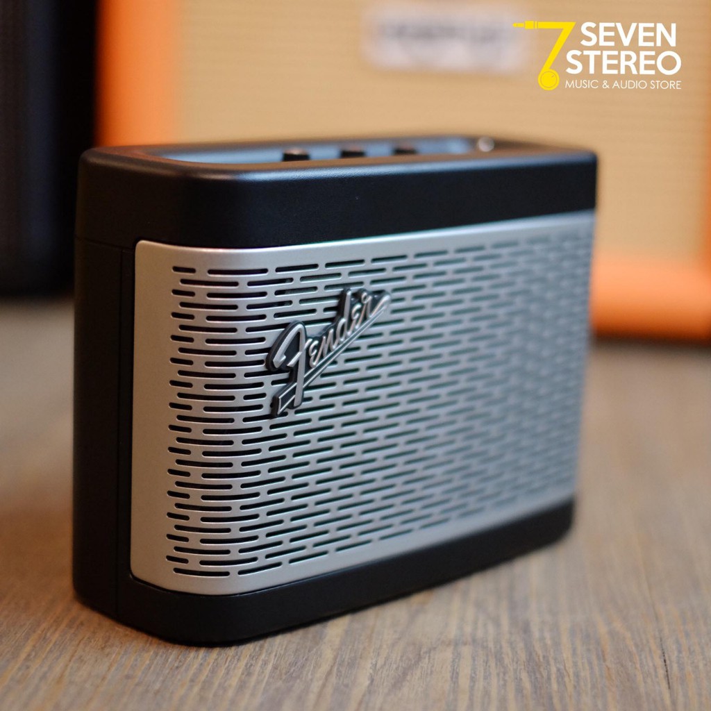 FENDER THE NEWPORT PORTABLE BLUETOOTH SPEAKER