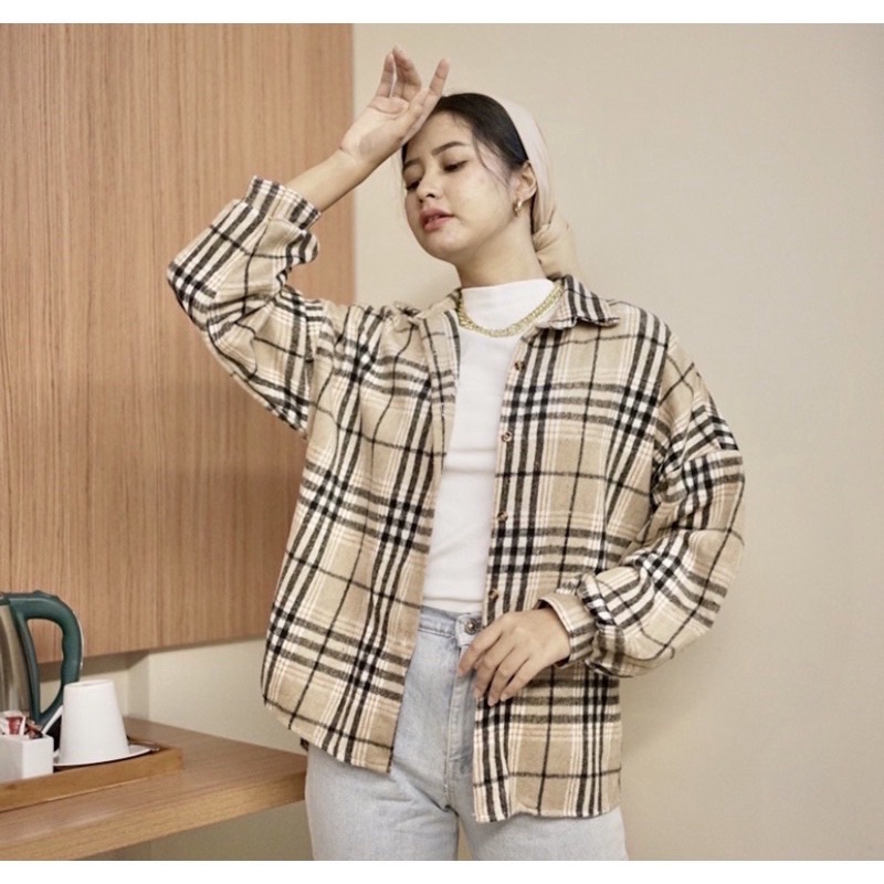Kimberly Flanel Shirt / Kemeja Flanel / Kemeja Flanel Oversize-Cream Ld 130
