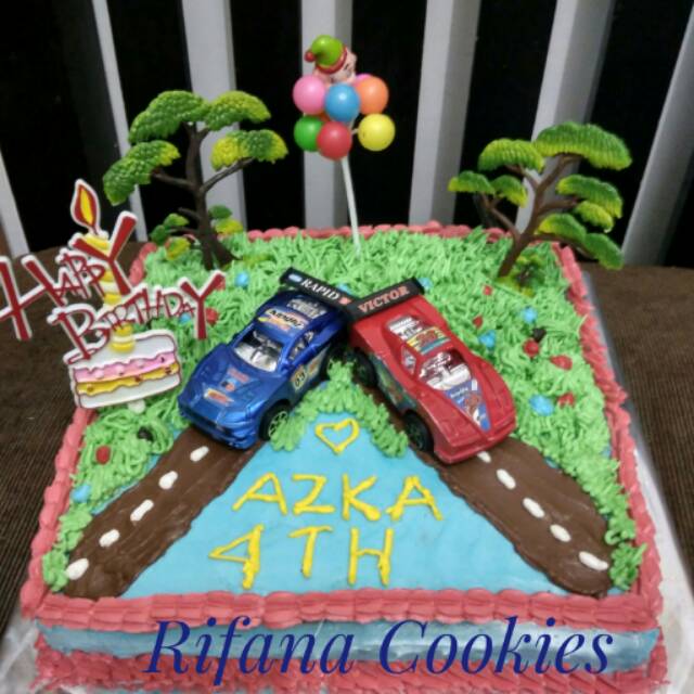 Gambar Kue Ulang Tahun Mobil