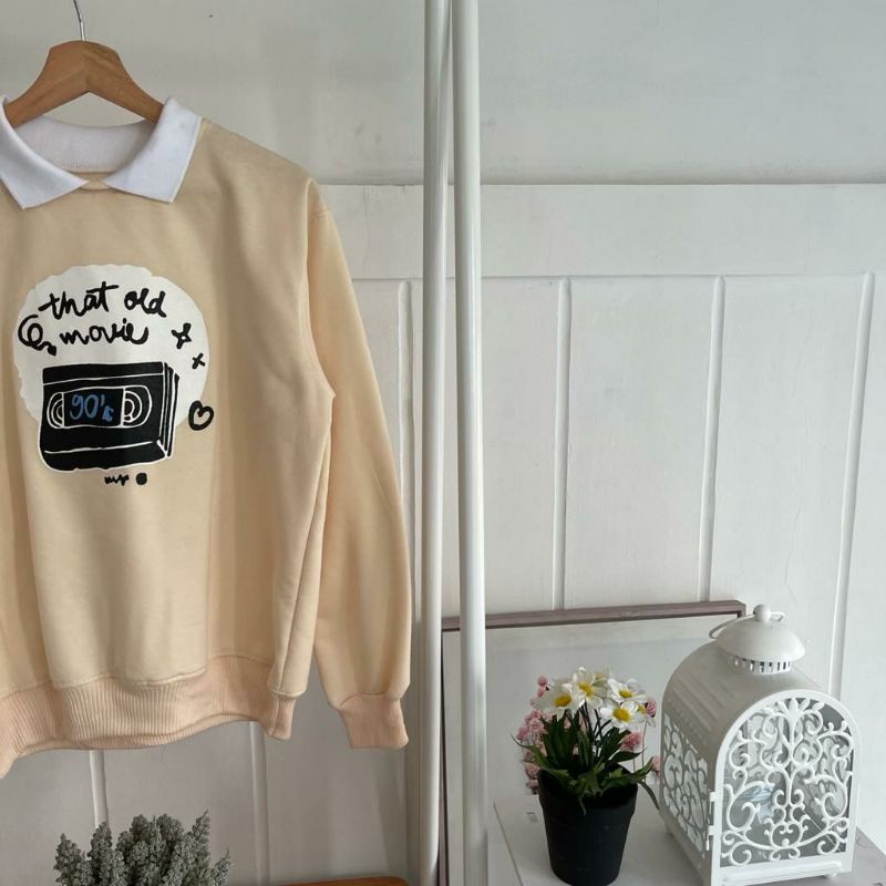 OLD MOVIE SWEATER KERAH GAYA KOREA TEBAL HARGA TERMURAH