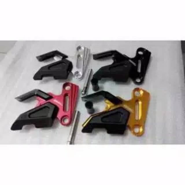 PELINDUNG KALIPER NMAX /TUTUP PALABABI YAMAHA/COVER KALIPER nmax,aerox,lexi,vxion,r15 dll UNIVERSAL MOTOR YAMAHA