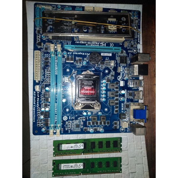 mainboard H61 Gigabyte DDR3 + RAM ddr3 4gb X2(8gb)
