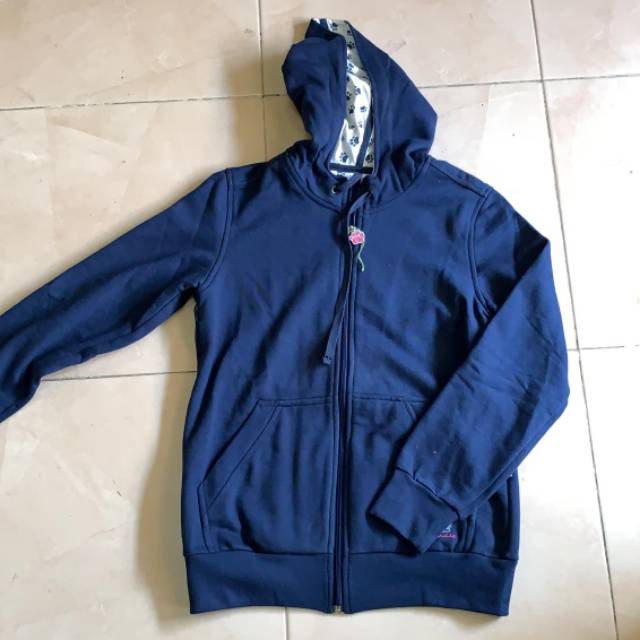 Jaket cewek corniche