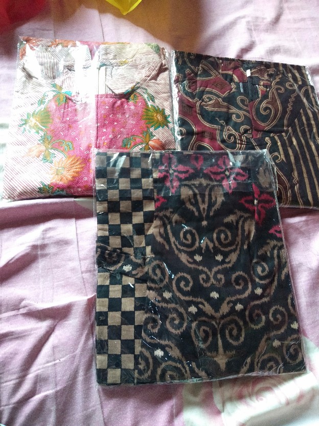 Terlaris Serut Genes Jelita Tunic Navbor Yelbor Whitbor Creambor Tunik Batik Modern Hrb030 Dolbi Dob