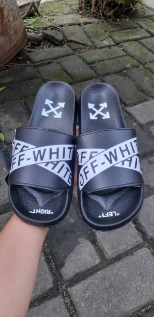 [BISA COD] Sandal Slip On Marvel Vanss Black White /Sandal Vanss OffTheWall /Sendal Slop Kasual Ven