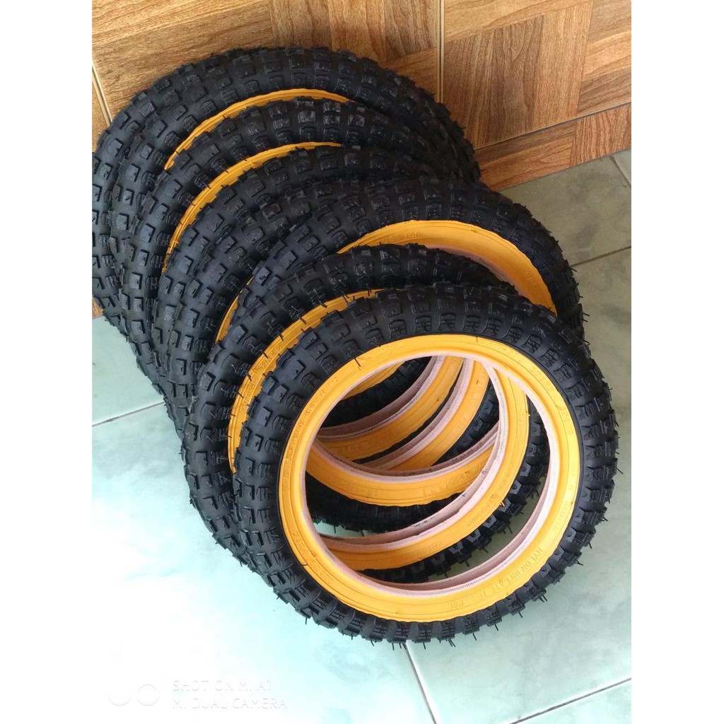 BAN LUAR 12 LUCKY STONE