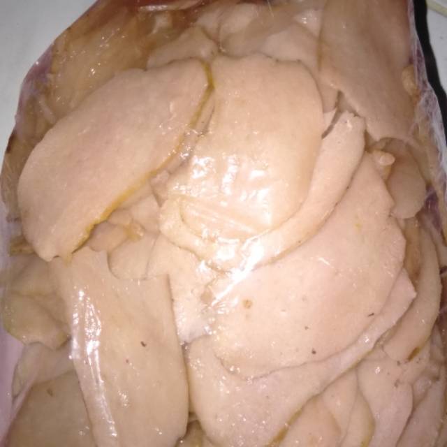 

Krupuk udang khas Pamekasan