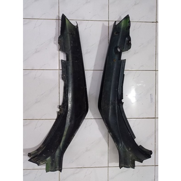 Sepasang Body Bagian Belakang Suzuki Satria Lumba 2Tak Original