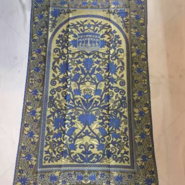 Sajadah al jeddah motif batik