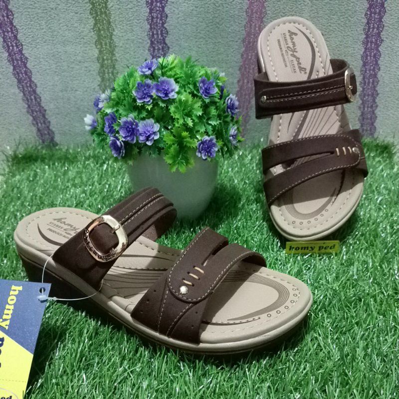 Homyped sandal wedges wanita