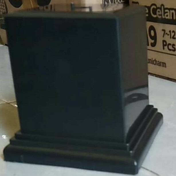 Tatakan Piala / W4/ plakat piala / piala boneka