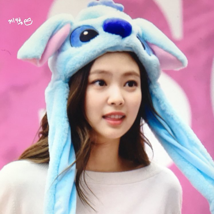 TD-ST READY INDO dancing stitch blackpink jennie topi bergerak bunny rabbit kpop moving