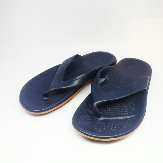 BATA SENDAL KARET PRIA JEPIT ANTI AIR Navy