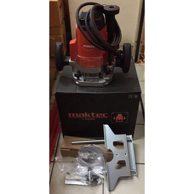 Mesin Router Maktec MT 362