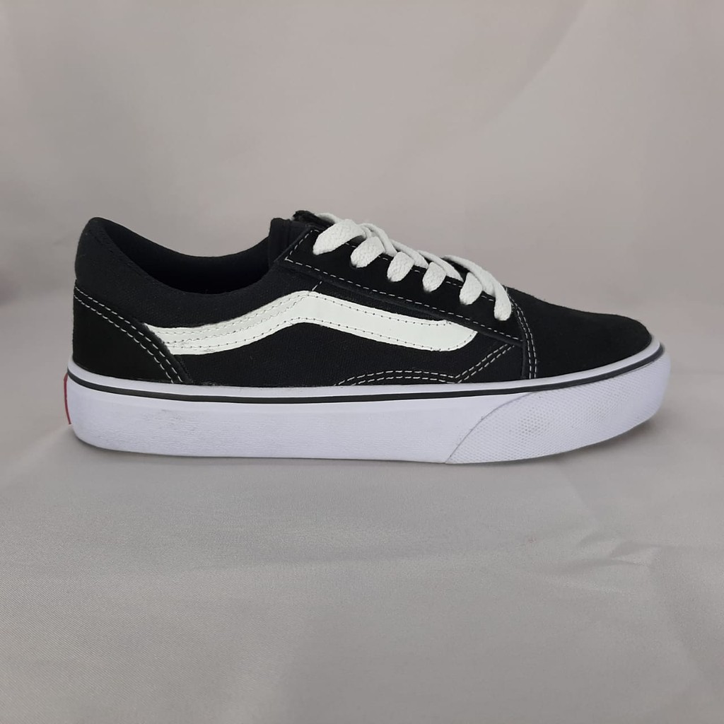 Sepatu Vans Oldskool