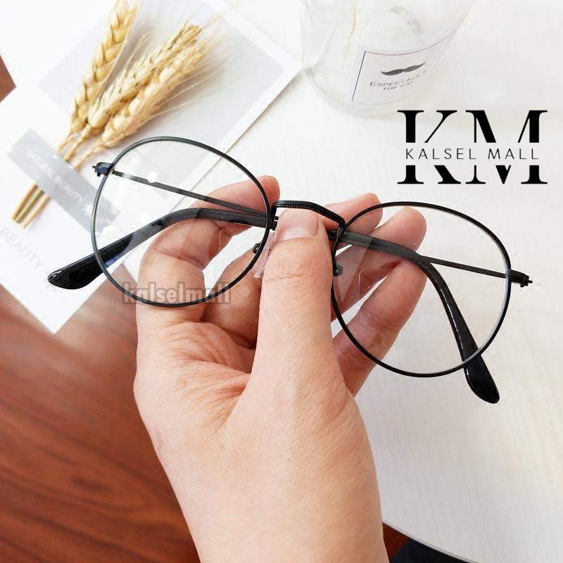 KALSELMALL Kacamata Pria Wanita Artis Kaca Mata Frame Gaya Retro Vintage Bentuk Oval Metal Kecamata Kece Keren Viral Trend Kcamata Putih Transparan Bening Normal Optik Antiradiasi Cateyes Cat Eyes Lonjong Banjarmasin Banjarbaru Balikpapan Samarinda KCP16