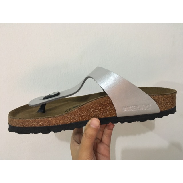 birkenstock gizeh silver