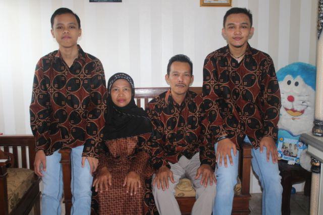 Couple Batik Keluarga Terbaru Sania Ruffle Batik Couple Ori Ndoro Jowi Dnt Garansi Termurah