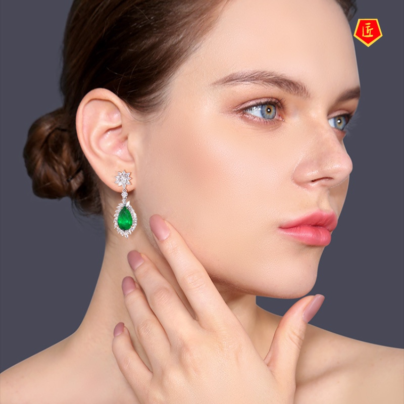 [Ready Stock]Luxury Fashion Colored Gems Earrings Exaggerated