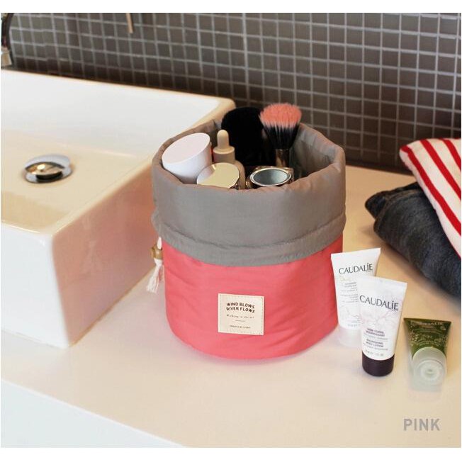 ICONIC POUCH TAS KOSMETIK MODEL BULAT