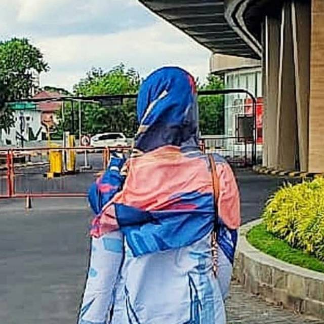 Scarf HL with dwihanda