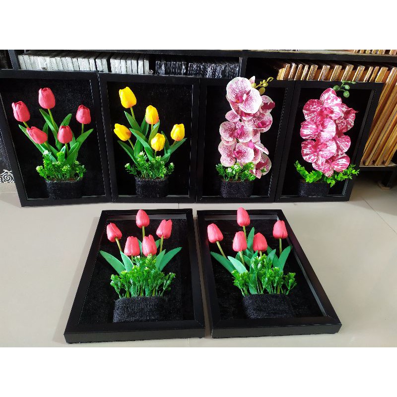 Bunga tulip hias / Flower in frame /pajangan dinding /Hiasan dinding /tulip latex