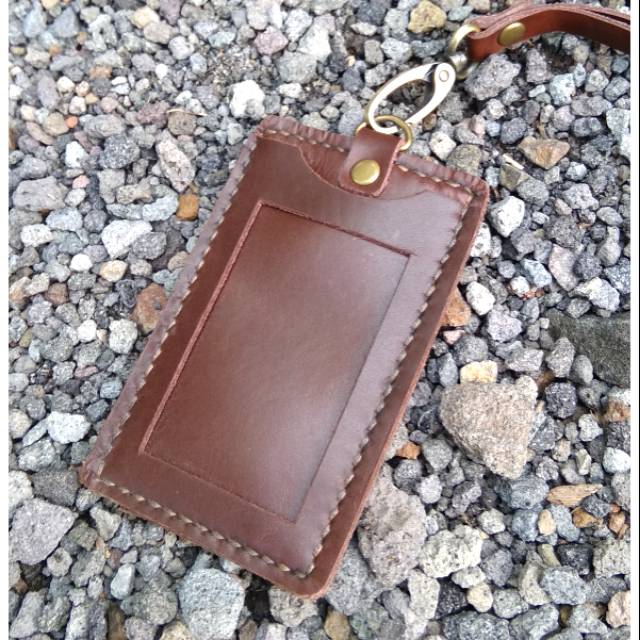 

ID Card holder kulit/ gantungan id card kulit / kalung id card kulit handmade