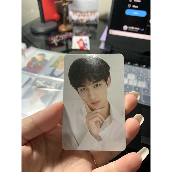 wayv winwin holiday flipbook